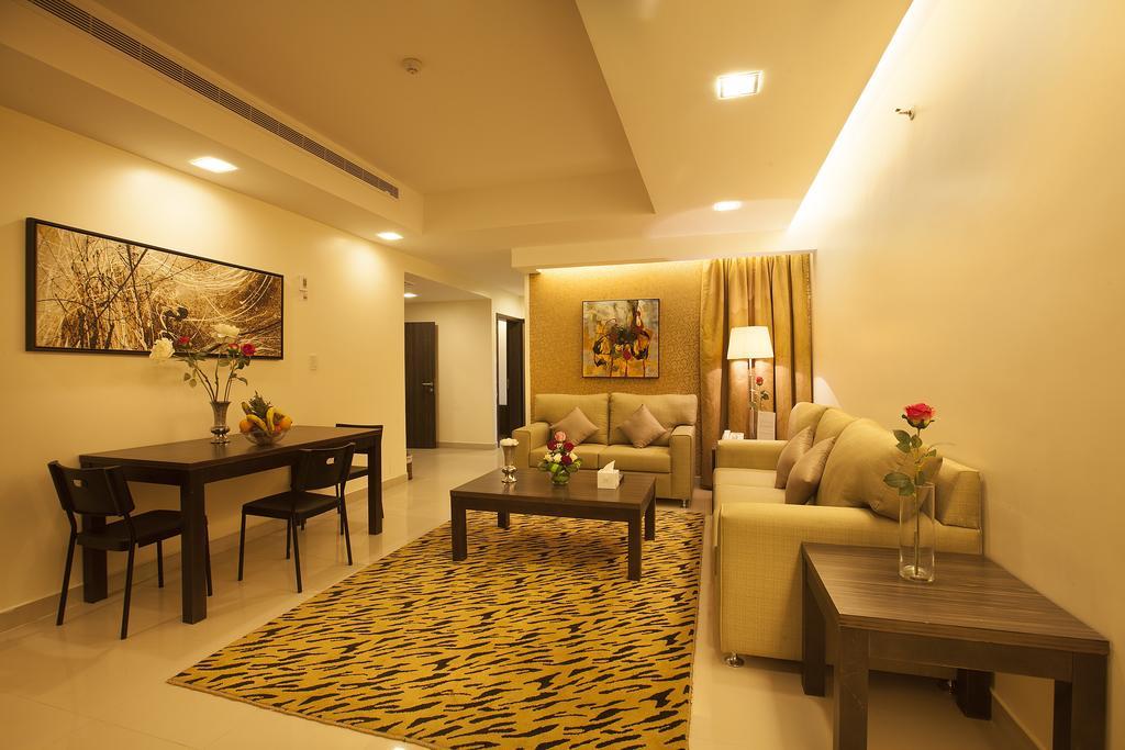Hayat Watheer For Serviced Apartment Dammam Bagian luar foto
