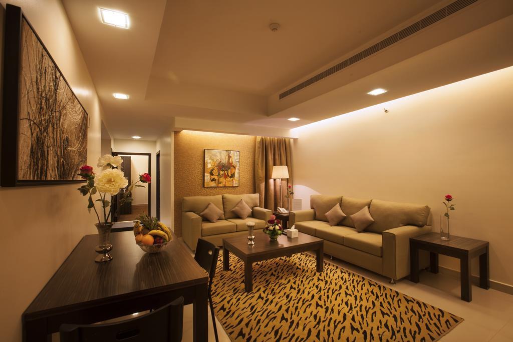 Hayat Watheer For Serviced Apartment Dammam Bagian luar foto