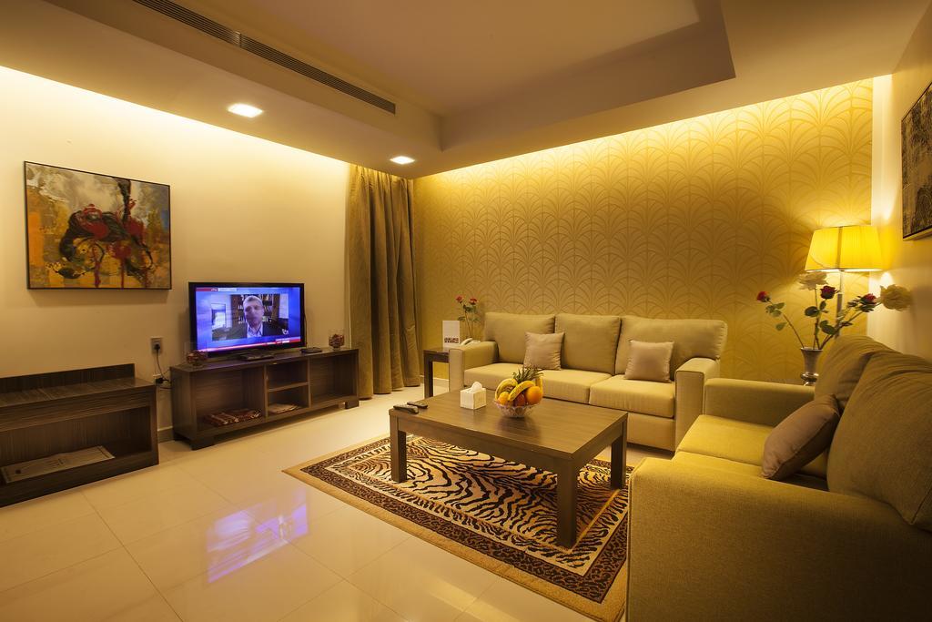 Hayat Watheer For Serviced Apartment Dammam Bagian luar foto