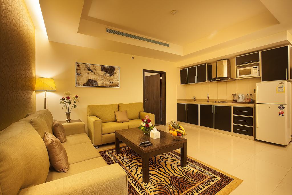 Hayat Watheer For Serviced Apartment Dammam Bagian luar foto