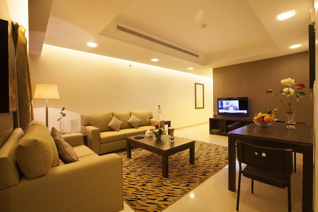 Hayat Watheer For Serviced Apartment Dammam Bagian luar foto