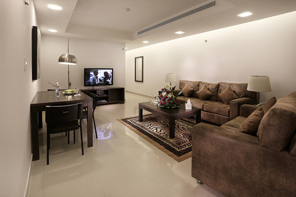 Hayat Watheer For Serviced Apartment Dammam Bagian luar foto