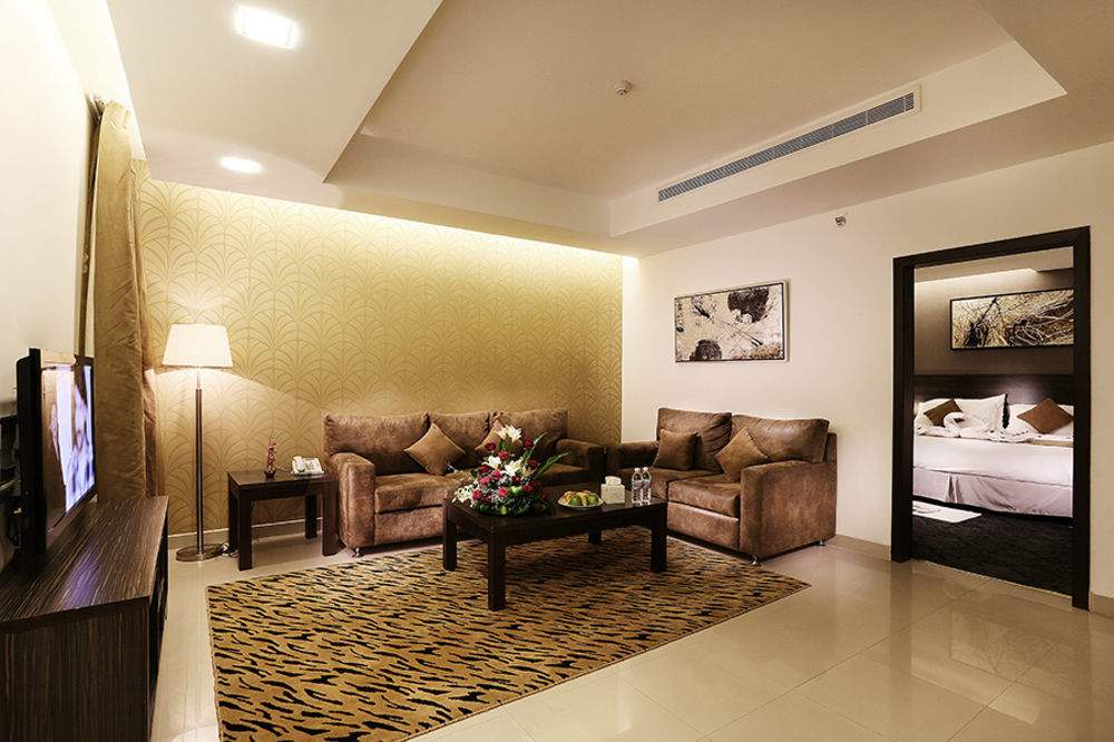 Hayat Watheer For Serviced Apartment Dammam Bagian luar foto